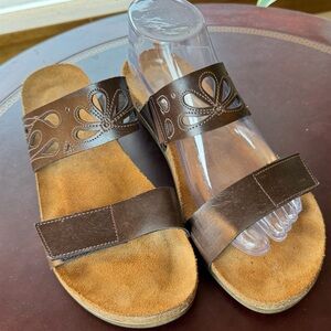 Naot size 9.5 (41) adjustable Brown Leather Slide Sandals with Cutout Detail